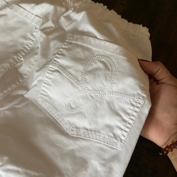 Jaanuu white fitted scrub pants - Picture 5 of 6